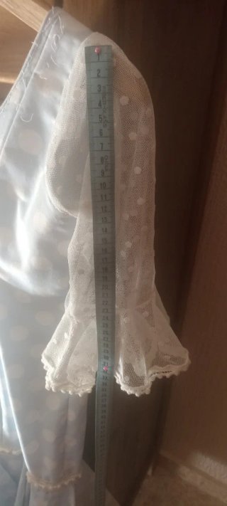 Traje de flamenca celeste lunares blancos