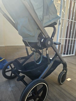 Silla de paseo CYBEX Balios S Lux + Capazo