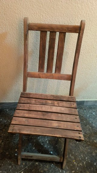Mesa y 2 Sillas Plegables Madera