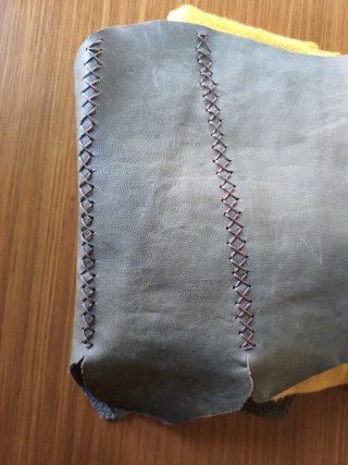 Justillo medieval de cuero