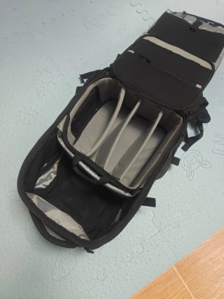 Mochila Quechua Explorer 900 Focus gris