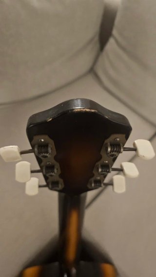 Chitarra acustica vintage