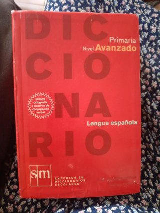 Diccionario Avanzado Primaria de segunda mano por 10 EUR en Playa