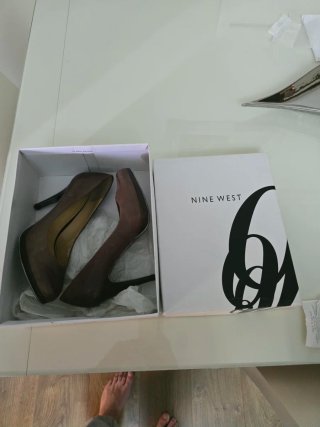 Zapatos de tacón Nine West marrones
