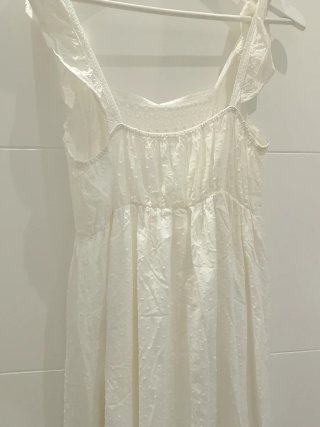 Vestido midi plumeti blanco