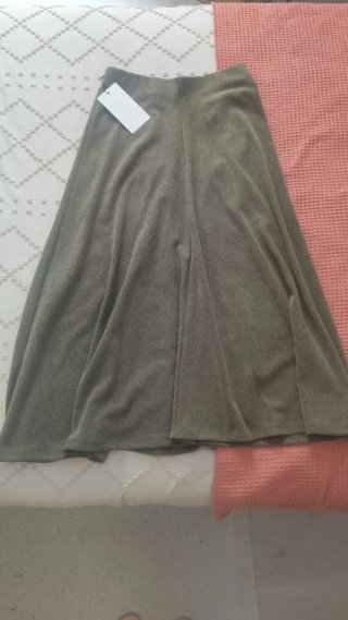 Falda larga verde oliva talla S