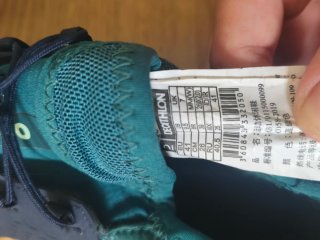 Zapatillas deportivas azules y verde azulado