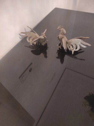 2 gallos vintage decorativos