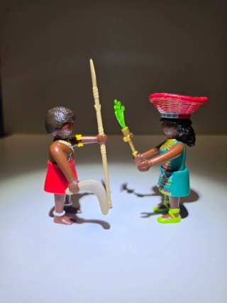 Playmobil Lote figuras tribales con lanza