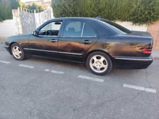 Mercedes-Benz Clase E 2000