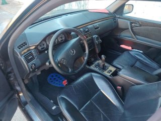 Mercedes-Benz Clase E 2000