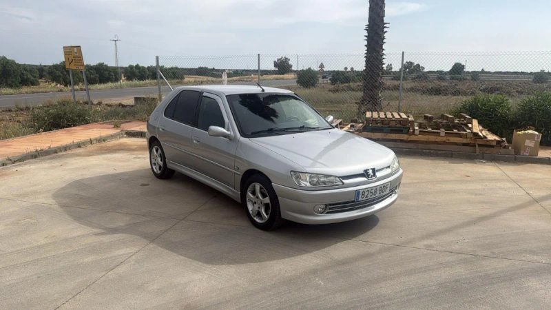 Peugeot 306 2.0 HDI 90cv - foto 1