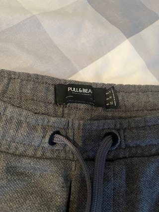 Pull&Bear Pantalón Corto Gris