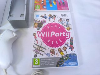 Consola Nintendo Wii + Juegos y Accesorios