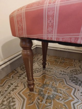 Banqueta dormitorio tapizada