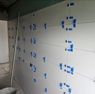 Colocación de plaquetas y azulejos 673277265