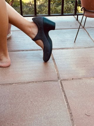 Zapatos de tacón de piel mujer