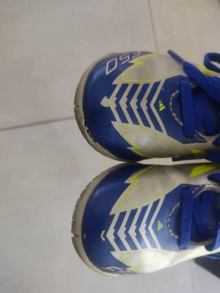 Botas futbol niño F50 club IN J Messi Talla 28