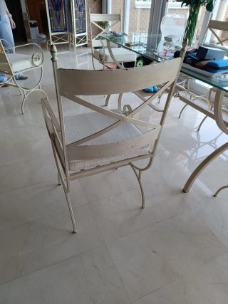 Mesa y sillas forja cristal