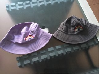 Lote 2 gorros arcoíris adulto