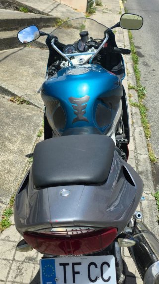 Honda CBR 600 F Sportbike Azul/Plata