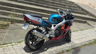 Honda CBR 600 F Sportbike Azul/Plata