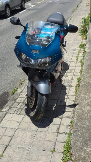 Honda CBR 600 F Sportbike Azul/Plata
