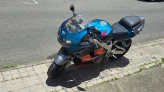 Honda CBR 600 F Sportbike Azul/Plata