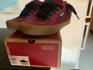 Zapatillas Vans de skate color burdeos talla 42