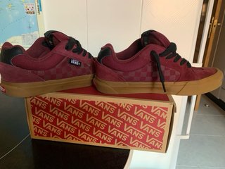 Zapatillas Vans de skate color burdeos talla 42