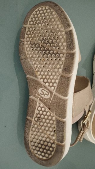 Sandalias Geox Beige