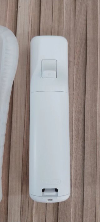 Mando Nintendo Wii + Funda y Correa