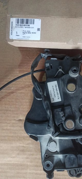 Cerradura Izquierda VW 7H0 843 653 CK