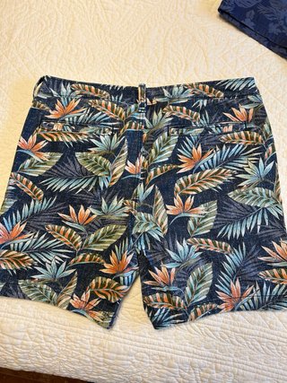 Bermudas Hollister Estampado Tropical Talla L (w34