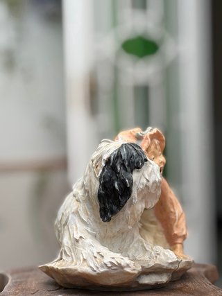 “Campesina con su Mascota” de alabastro
