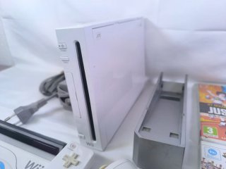Consola Wii + 7 Juegos + Mandos
