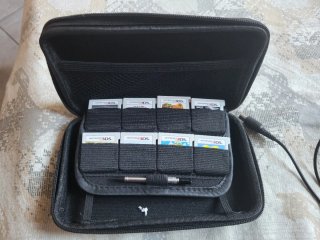 Nintendo 2DS XL + Cover + Giochi