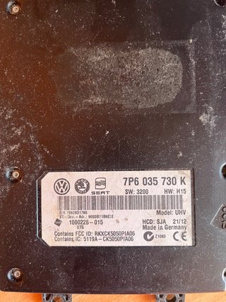 Centralita Bluetooth VAG 7P6 035 730 C