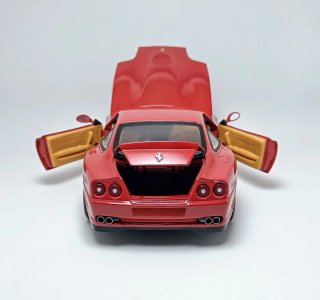 Ferrari 575 MM 1/18 Hot Wheels