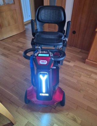 Escúter eléctrico casi nuevo
