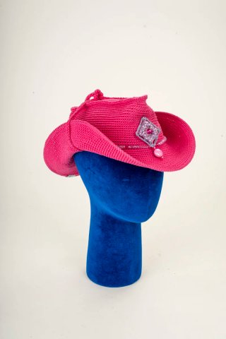 Cappello gioiello fucsia stile cowboy