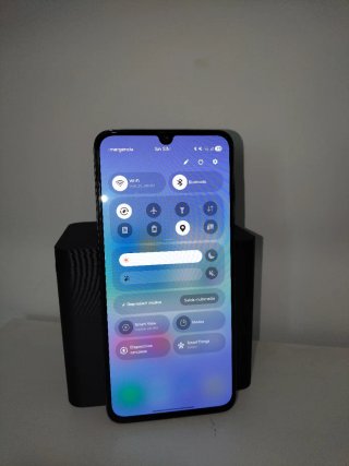 Samsung A70 (Android 16)