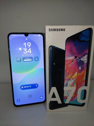 Samsung A70 (Android 16)