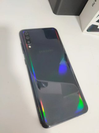 Samsung A70 (Android 16)