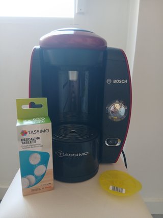 Cafetera Tassimo Bosch + Pastilla Descalcificar