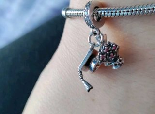 Charm de Graduación