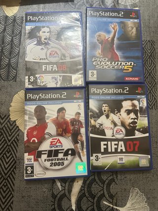 Lote 4 Juegos FIFA y Pro Evolution Soccer PS2