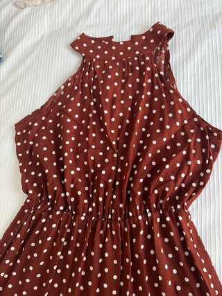 Vestido largo marrón lunares
