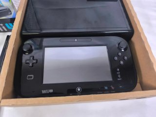 Nintendo Wii U Mario Kart 8 Premium Pack