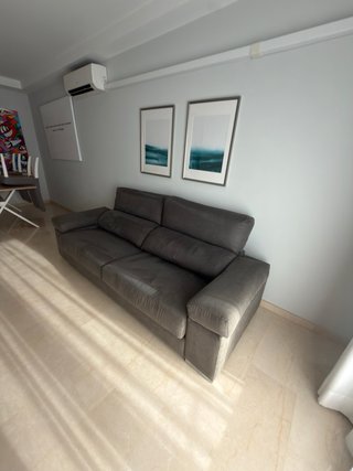 Sofá de 2 plazas gris
